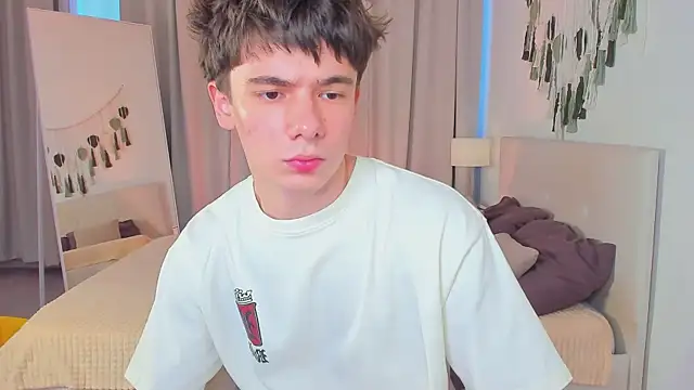 Ethan Crowe online show from 28, 7, 2026