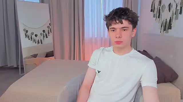 Ethan Crowe online show from 21, 7, 2026