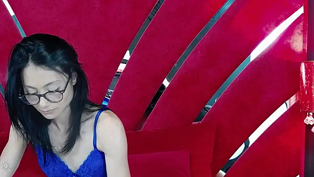MayaLeey online show from 15, 6, 2026