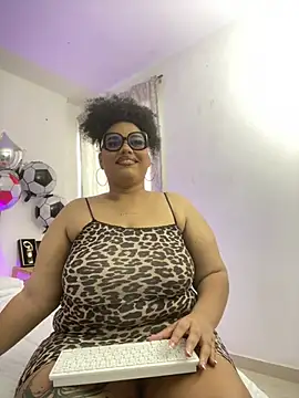 SunniieeFrequency online show from 15, 6, 2026