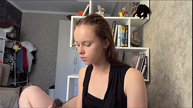 Snapshot of Mollybeans chatting on 3, 8, 2026 Mollybeans online show from 3, 8, 2026