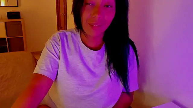 NicolePasqualott online show from 21, 9, 2025