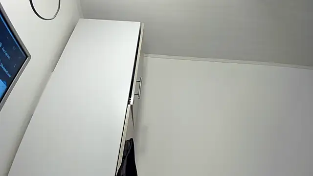 VivieneLuxe online show from 25, 6, 2026