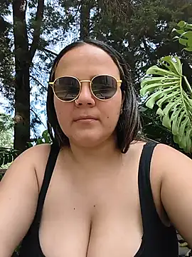 Mandy-moore28 online show from 18, 7, 2026