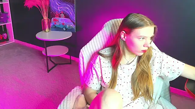 St Ormy online show from 5, 7, 2026