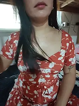 Hazel 28 online show from 17, 6, 2026