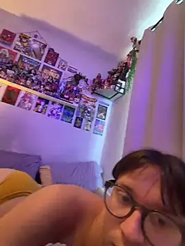 thatlittlegayguy online show from 14, 6, 2026