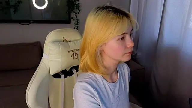 Emily Miu online show from 21, 6, 2026