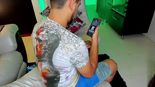 Cat couplee69 online show from 15, 6, 2026