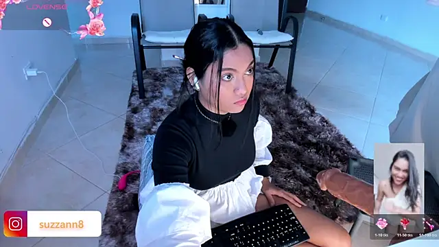 Snapshot of SUZZAN-R chatting on 19, 6, 2026 SUZZAN-R online show from 19, 6, 2026