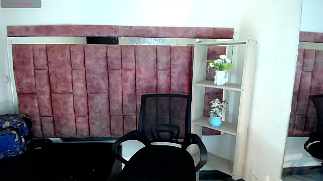 Snapshot of DeboraRaquel chatting on 31, 7, 2026 DeboraRaquel online show from 31, 7, 2026