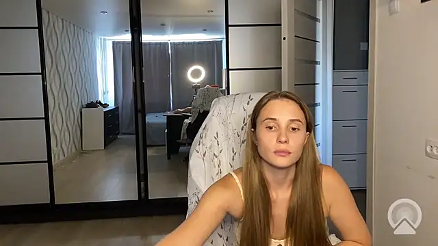 Miss Luna meow online show from 31, 7, 2026