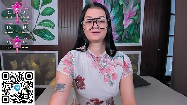 SolaZolaz online show from 6, 8, 2026