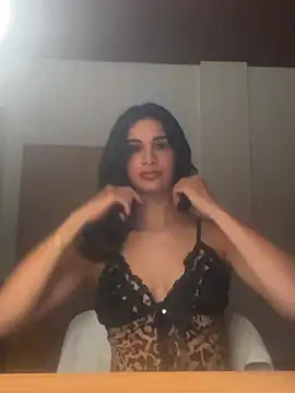 sarahlfvxo online show from 16, 6, 2026