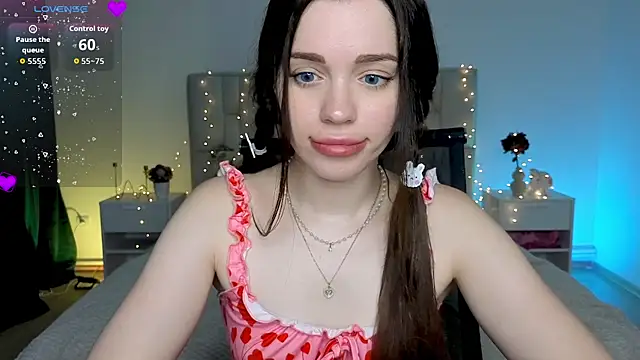 Little cuti1e online show from 24, 6, 2026