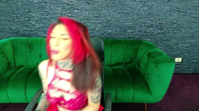 CassyFoxyy online show from 13, 7, 2026