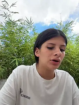 Mia Alanna online show from 25, 6, 2026