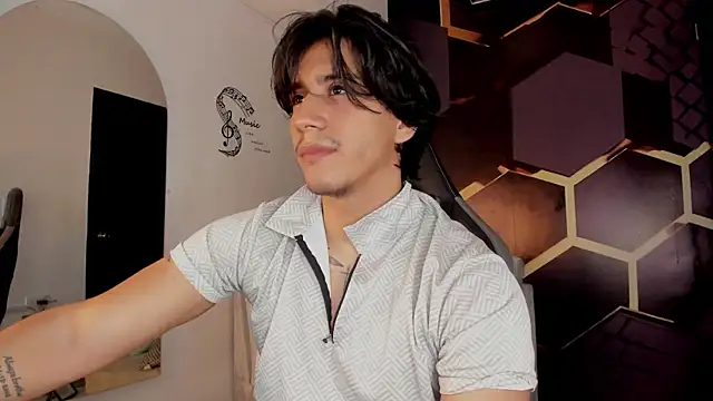 Alexx Cano  online show from 7, 8, 2026