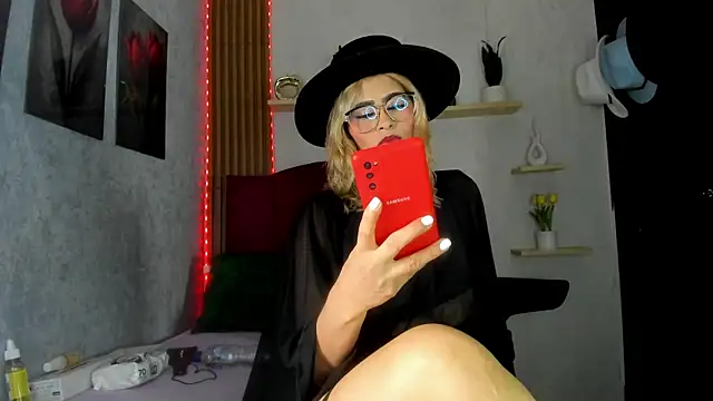 Snapshot of Rosse_depp chatting on 1, 7, 2026 Rosse depp online show from 1, 7, 2026