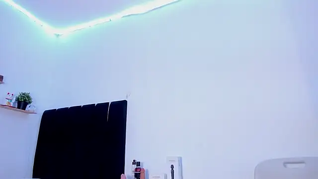 hellokitty900 online show from 7, 7, 2026