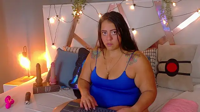 ShelyEvans   online show from 4, 8, 2026
