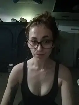 NeedyNina online show from 4, 7, 2026