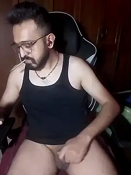 Snapshot of freakkydessi chatting on 1, 7, 2026 freakkydessi online show from 1, 7, 2026
