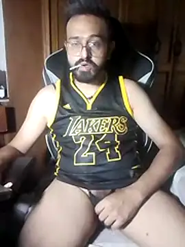 Snapshot of freakkydessi chatting on 13, 7, 2026 freakkydessi online show from 13, 7, 2026
