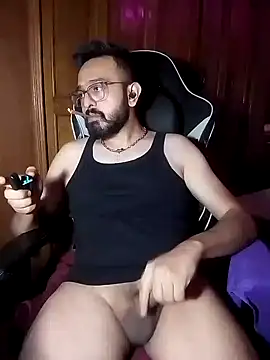 Snapshot of freakkydessi chatting on 8, 7, 2026 freakkydessi online show from 8, 7, 2026