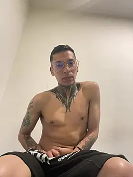 alejoggg1 online show from 16, 6, 2026