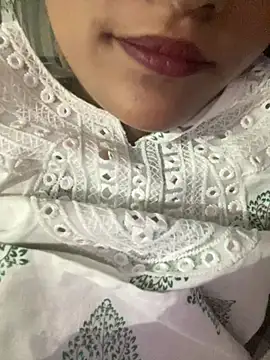 5336Preetkaur873 online show from 18, 6, 2026