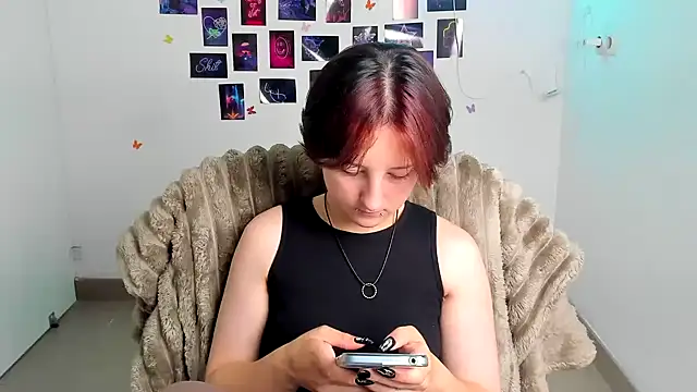 Dilara Kiss  online show from 29, 7, 2026