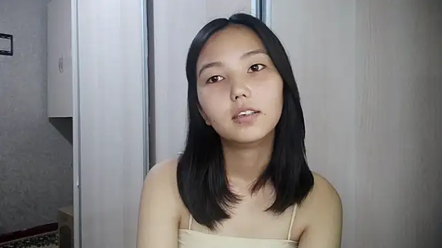 Snapshot of SusieSkepple chatting on 4, 7, 2026 SusieSkepple online show from 4, 7, 2026