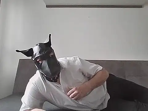 shadowgentlemann online show from 18, 6, 2026