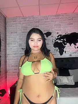 HoneyBunXXX online show from 16, 7, 2026