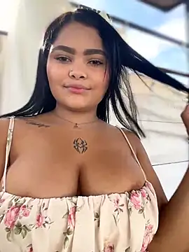 HoneyBunXXX online show from 20, 6, 2026