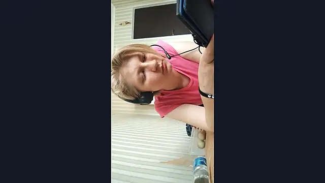 JennyShortcut online show from 19, 6, 2026