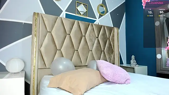 Snapshot of sharlottedoll chatting on 21, 6, 2026 sharlottedoll online show from 21, 6, 2026