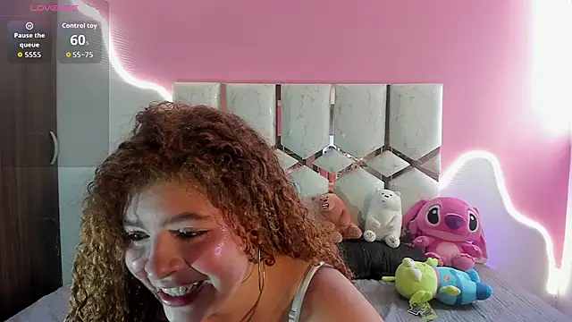 Snapshot of Kiara_velez chatting on 11, 7, 2026 Kiara velez online show from 11, 7, 2026