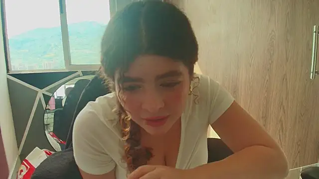 Snapshot of Kiara_velez chatting on 30, 6, 2026 Kiara velez online show from 30, 6, 2026