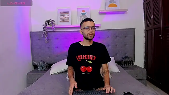 elliot flame online show from 22, 6, 2026