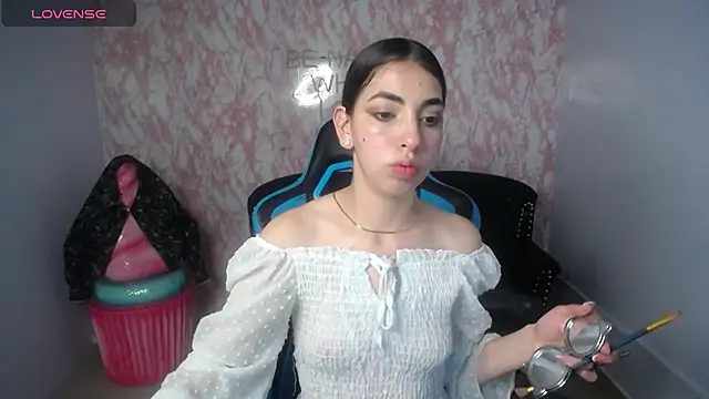 KiaraStar ch online show from 24, 7, 2026