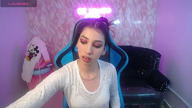 KiaraStar ch online show from 10, 7, 2026