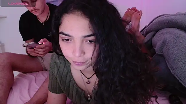 ooluchyferoo online show from 18, 6, 2026
