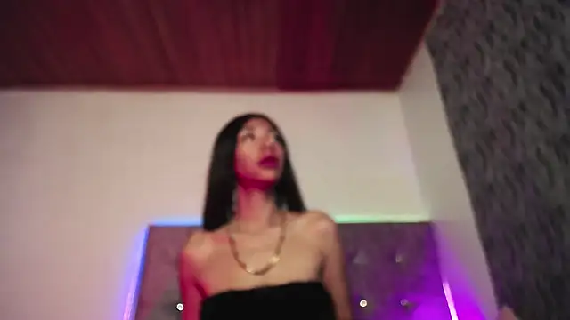 zira lux online show from 26, 6, 2026