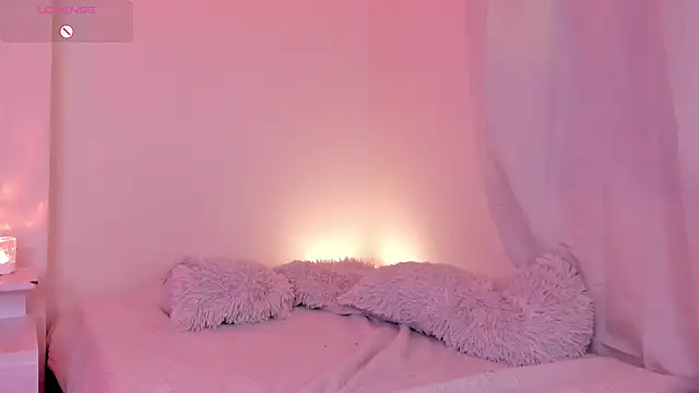 Snapshot of lana_moontt chatting on 28, 7, 2026 lana moontt online show from 28, 7, 2026