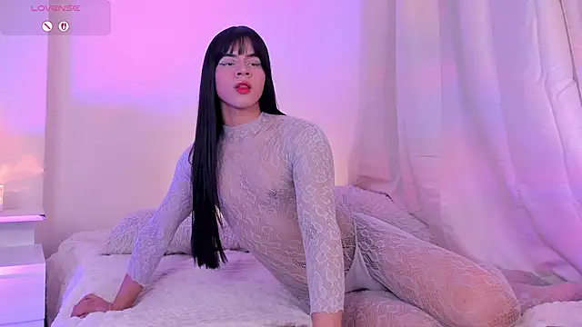 Snapshot of lana_moontt chatting on 24, 7, 2026 lana moontt online show from 24, 7, 2026