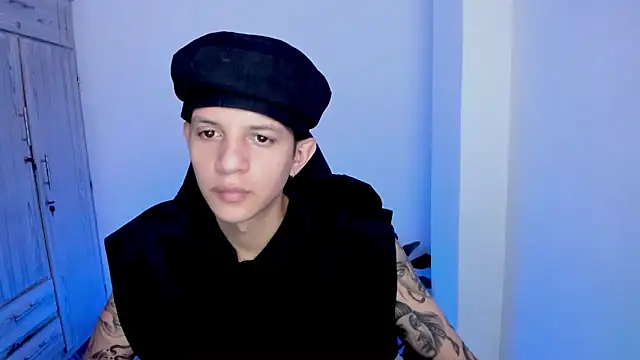 tylerrnova online show from 22, 7, 2026