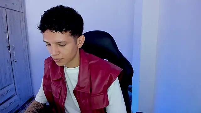 tylerrnova online show from 12, 7, 2026