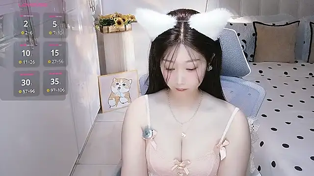 Angelucky- online show from 6, 8, 2026